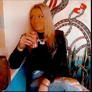 Meet your Posher, Darla grace